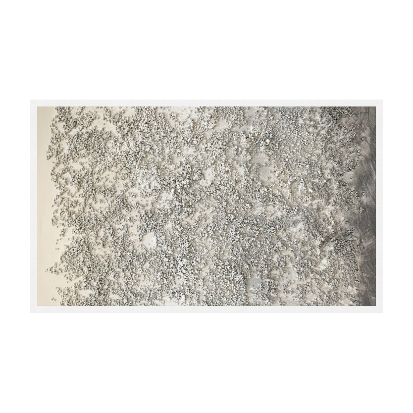 Galet Canvas Artwork – White