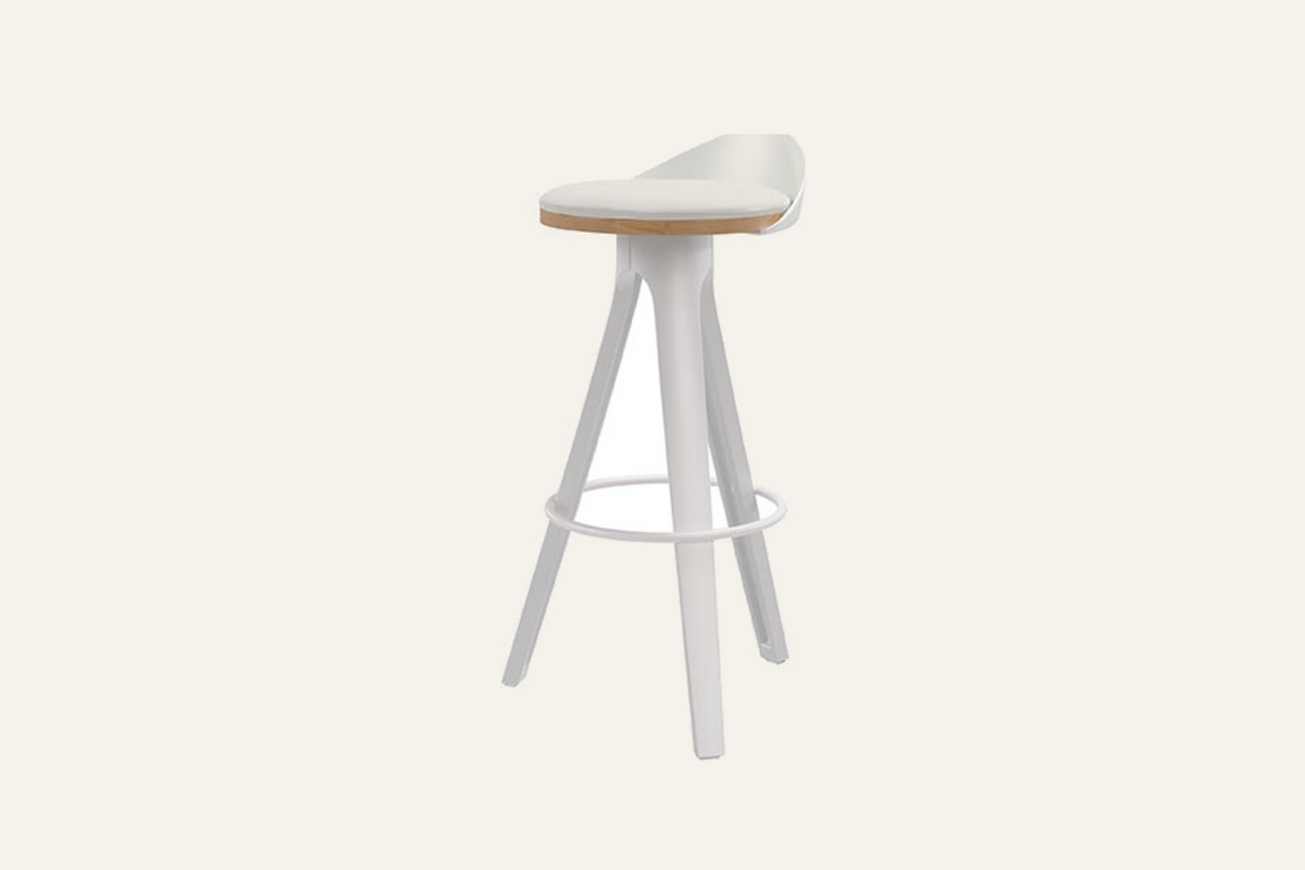 The Bonassola Counter Stool in white