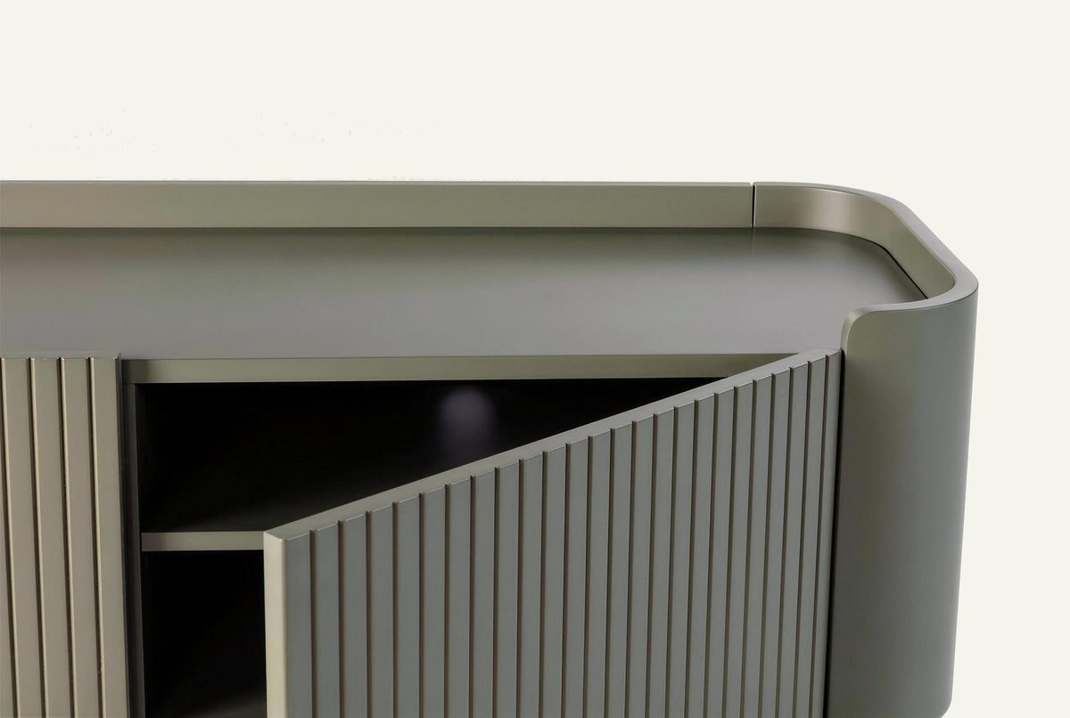 The Camogli Fluted TV Unit, close-up of the finish
