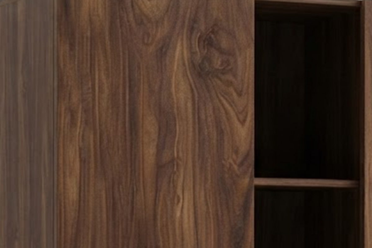The Faenza Highboard, close-up of the finish