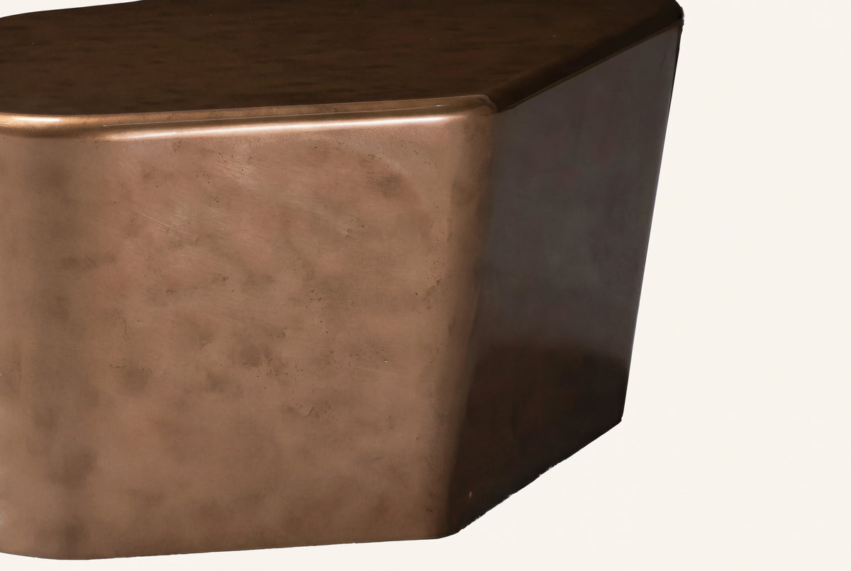 The Stromboli Coffee Table Set, close-up of the finish