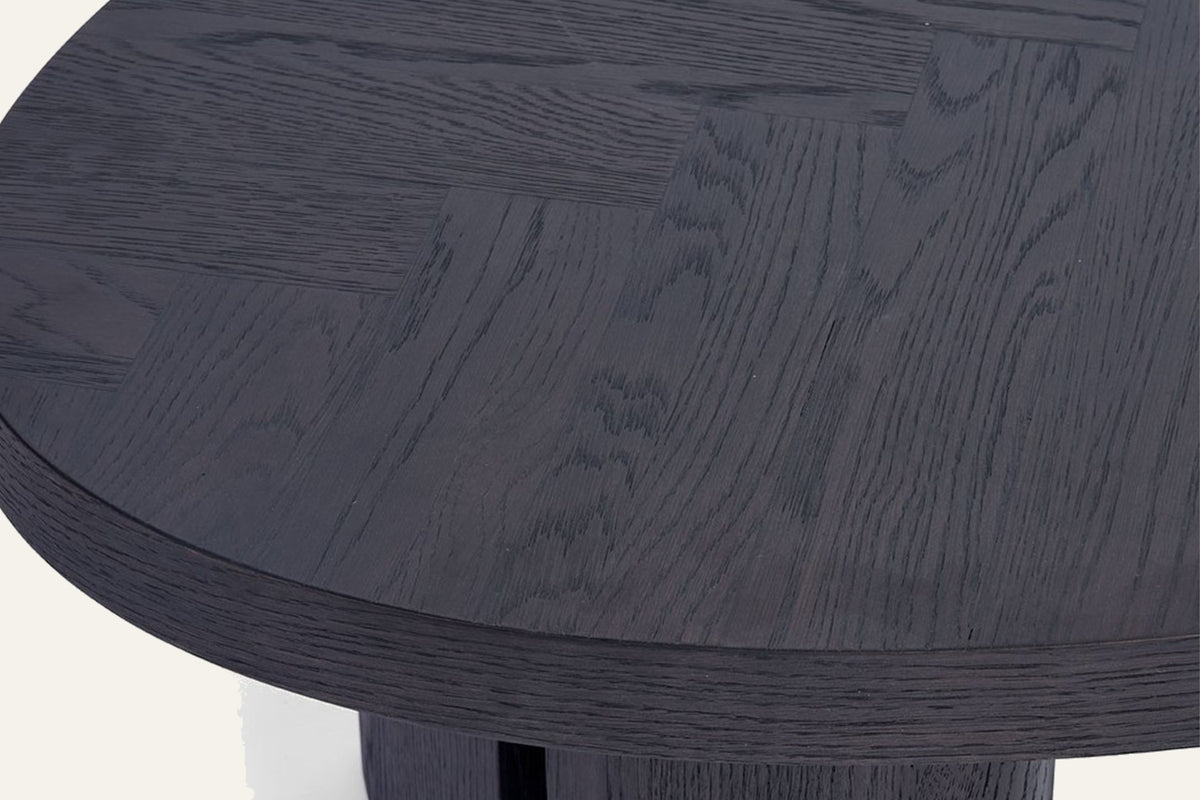 The Arezzo Oval Coffee Table, detail